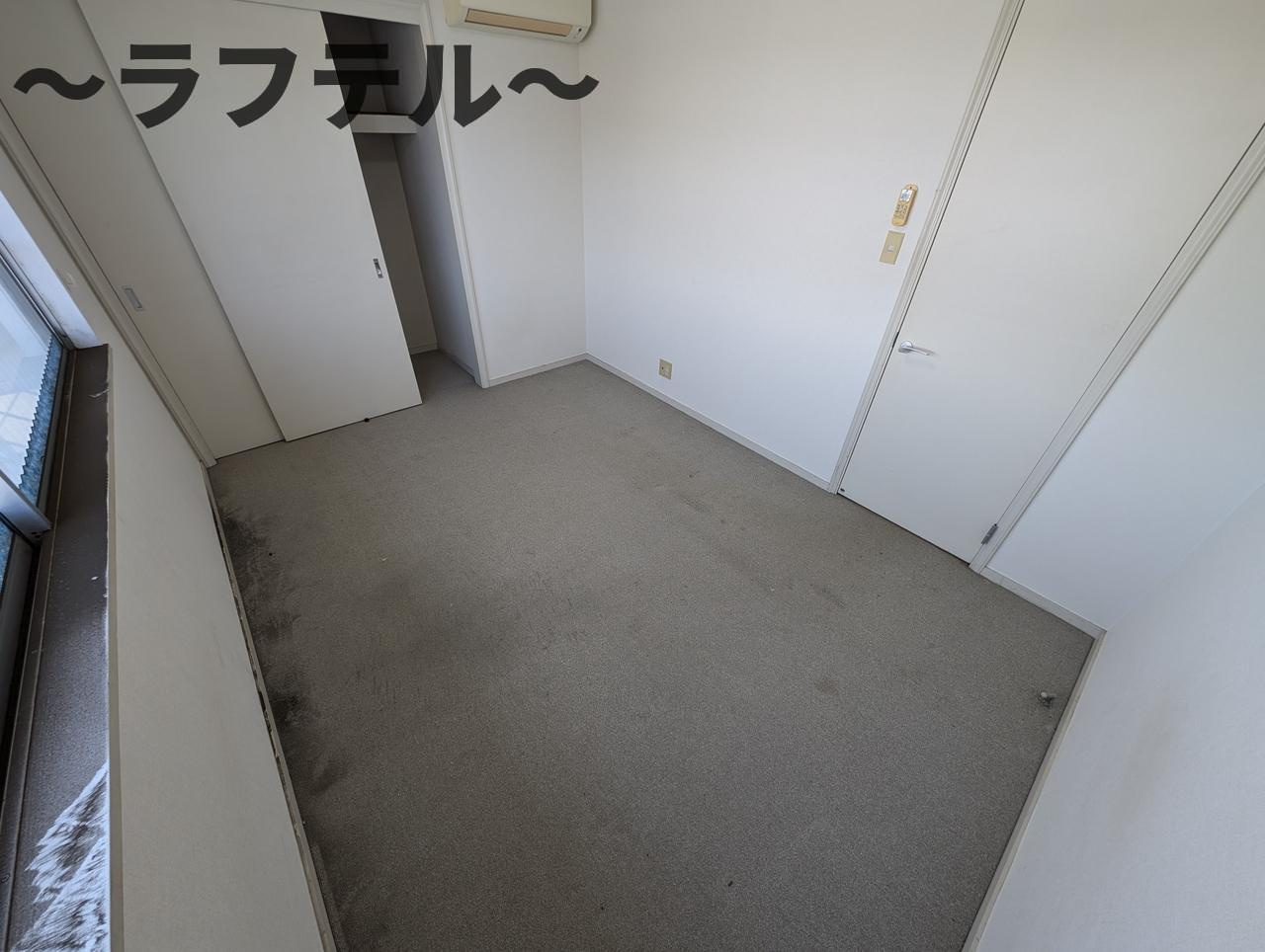 小手指タウンハウスAの洋室|別部屋イメージ写真 反転イメージ