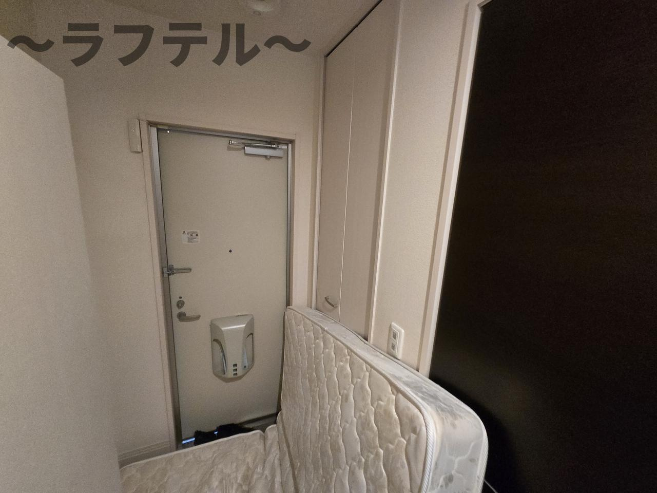 フローラ　Ⅱの玄関