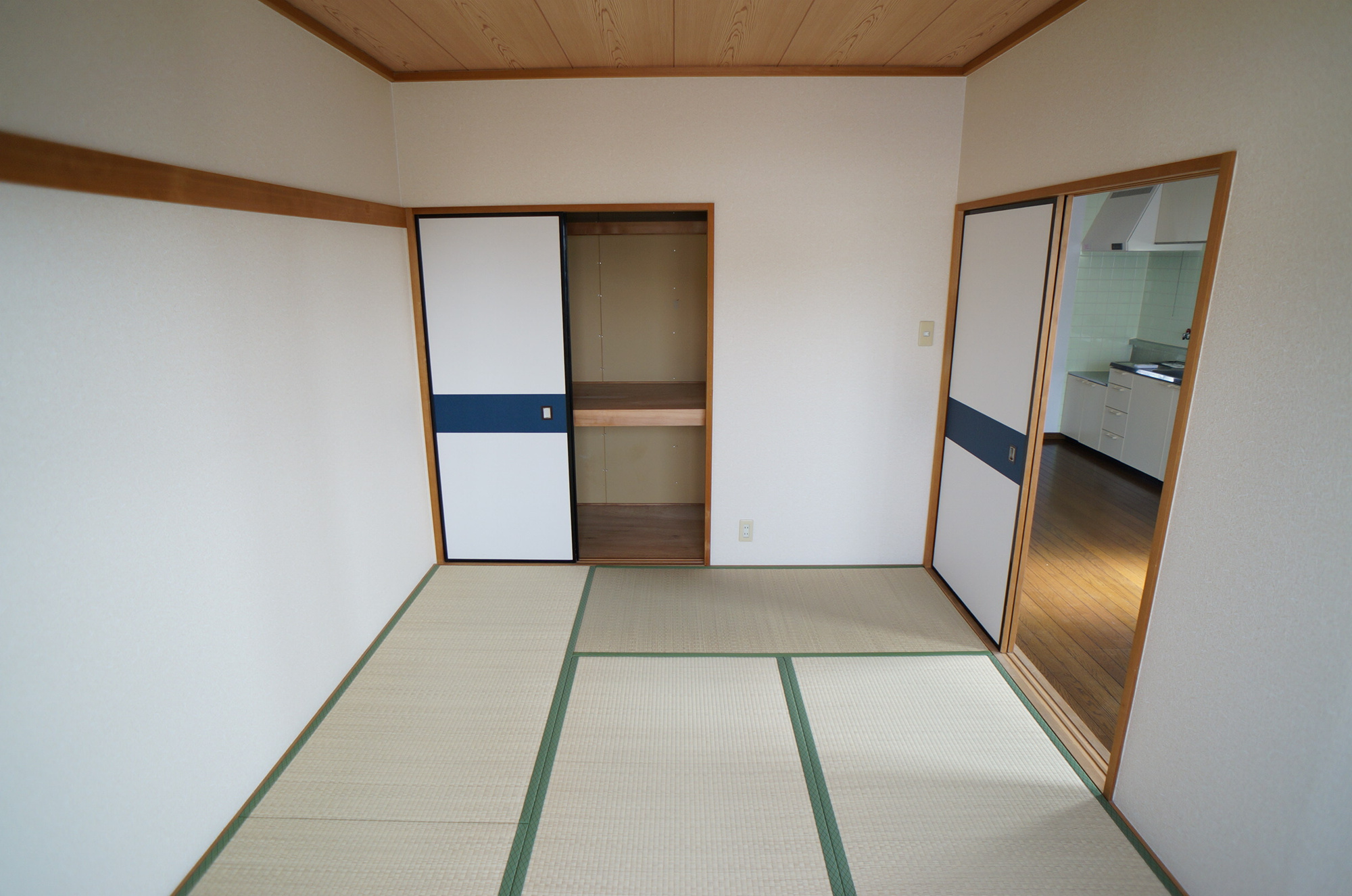 サンハイツ平城の和室