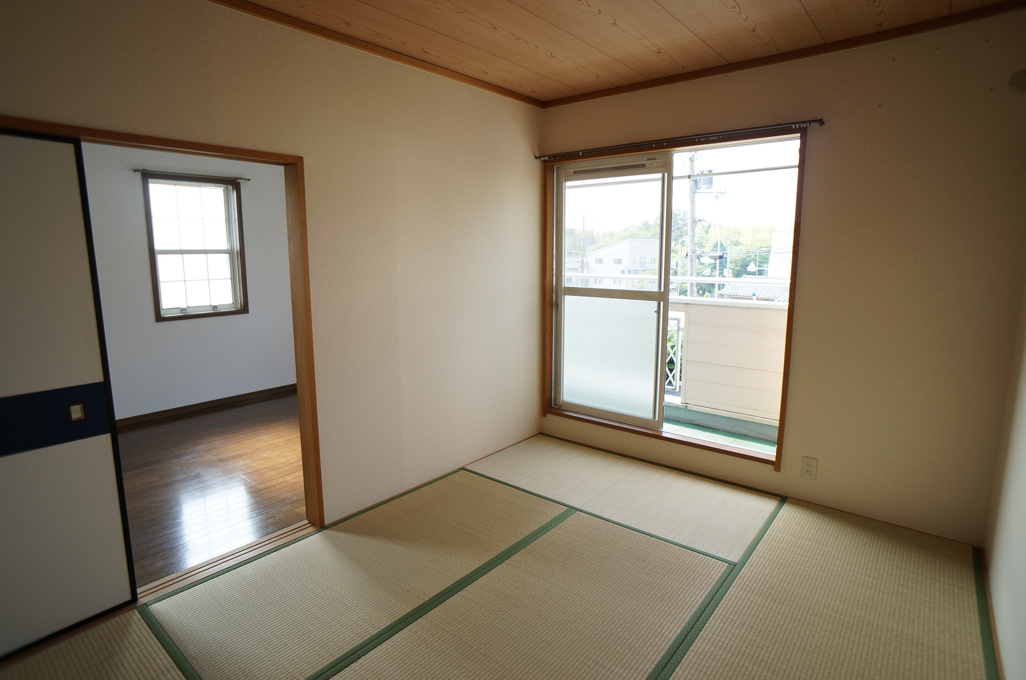 サンハイツ平城の和室