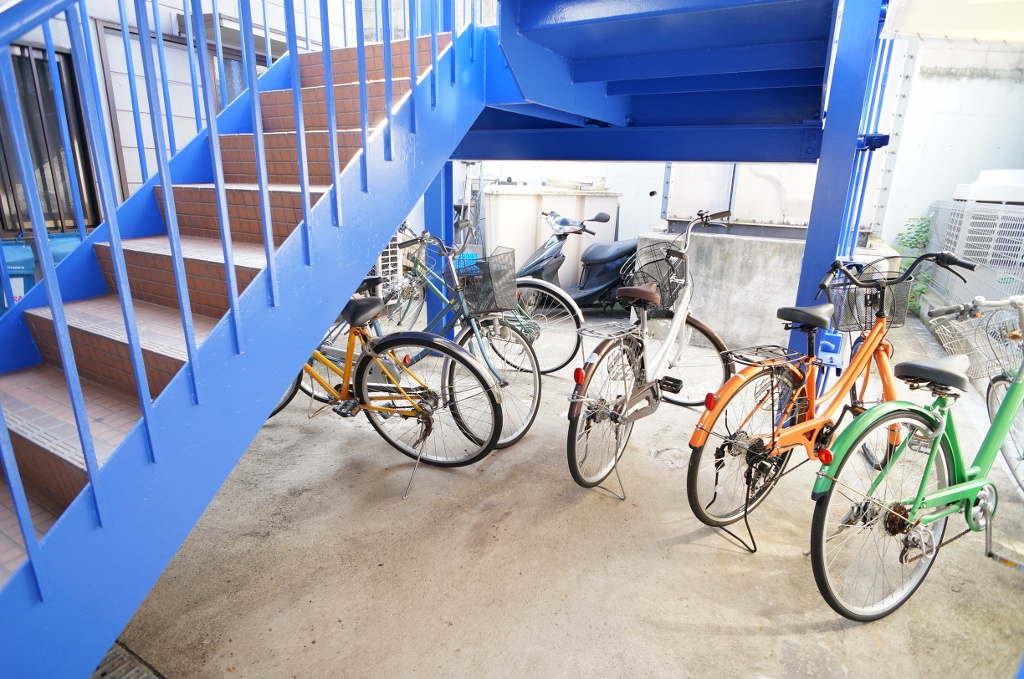 エクセレント河の駐車場