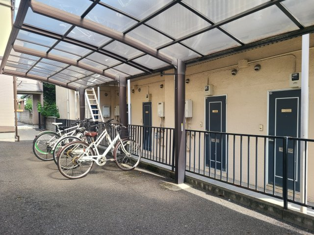 モンターニュのその他共用部分|★敷地内に自転車駐輪場を完備しています★