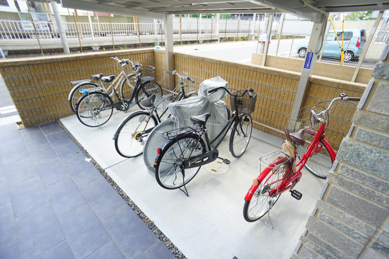 ＳｈａＭａｉｓｏｎＳＵＺＡＫＵの駐車場
