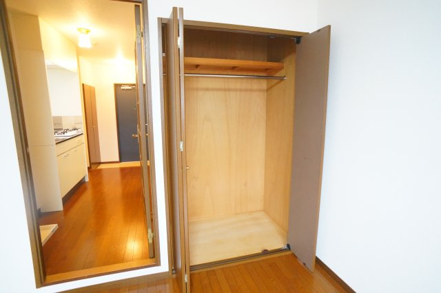 南新町ビルの収納