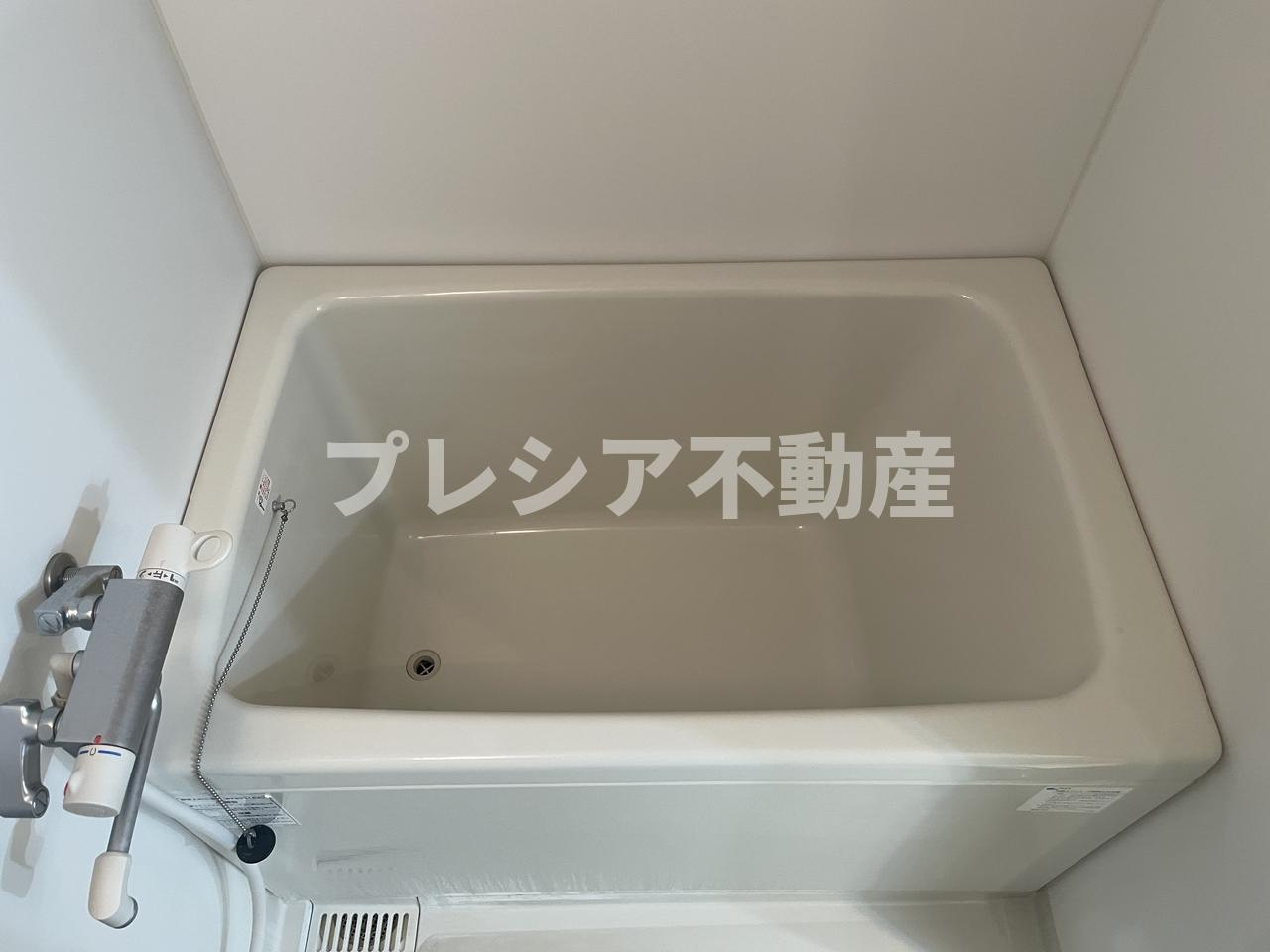 レジデンス甲子園口の浴室