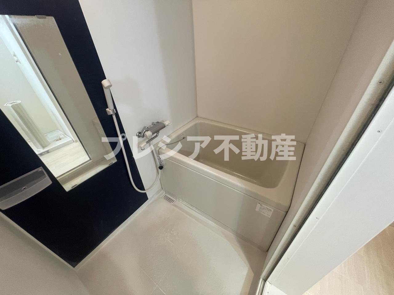 レジデンス甲子園口の浴室