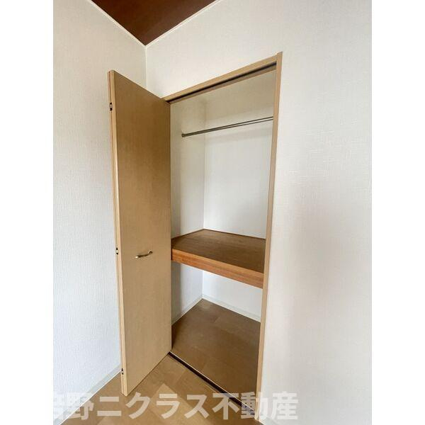 ラシーヌ天王寺の収納