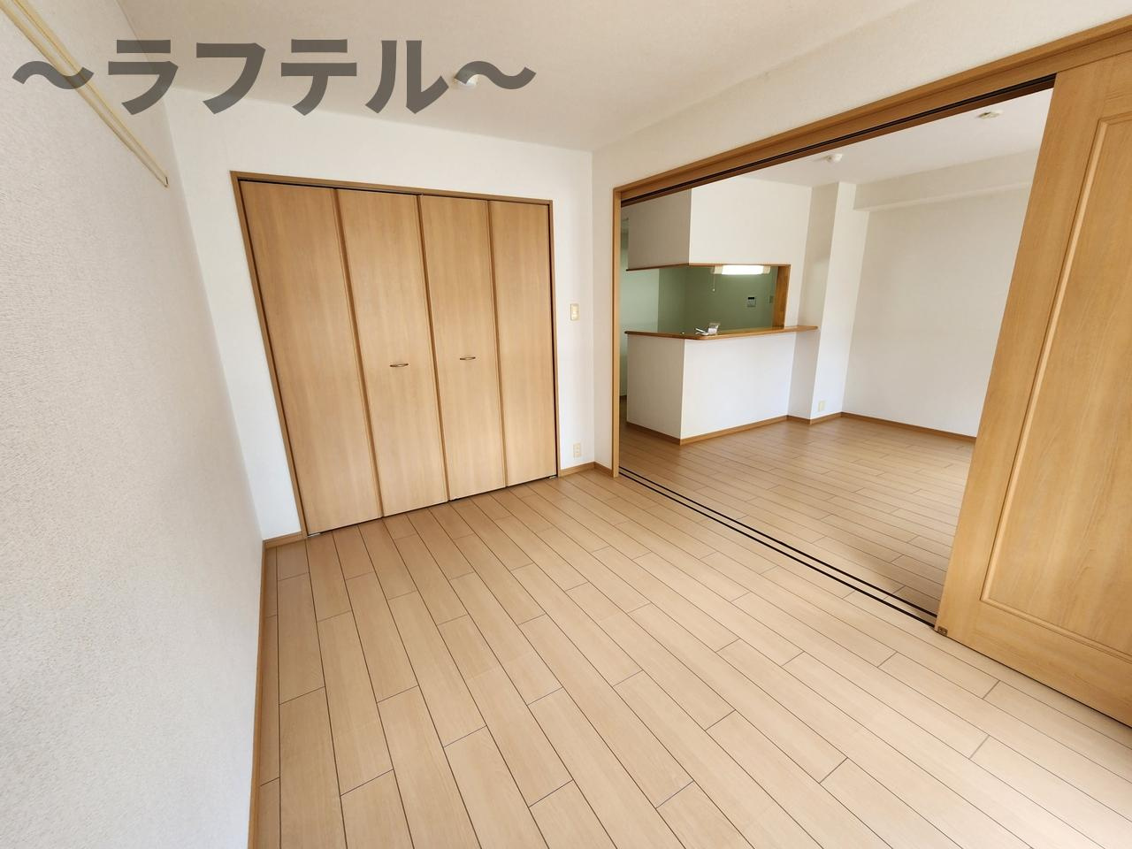 オネスティ　ユー　カレントの居間・リビング|別部屋イメージ写真　反転タイプ