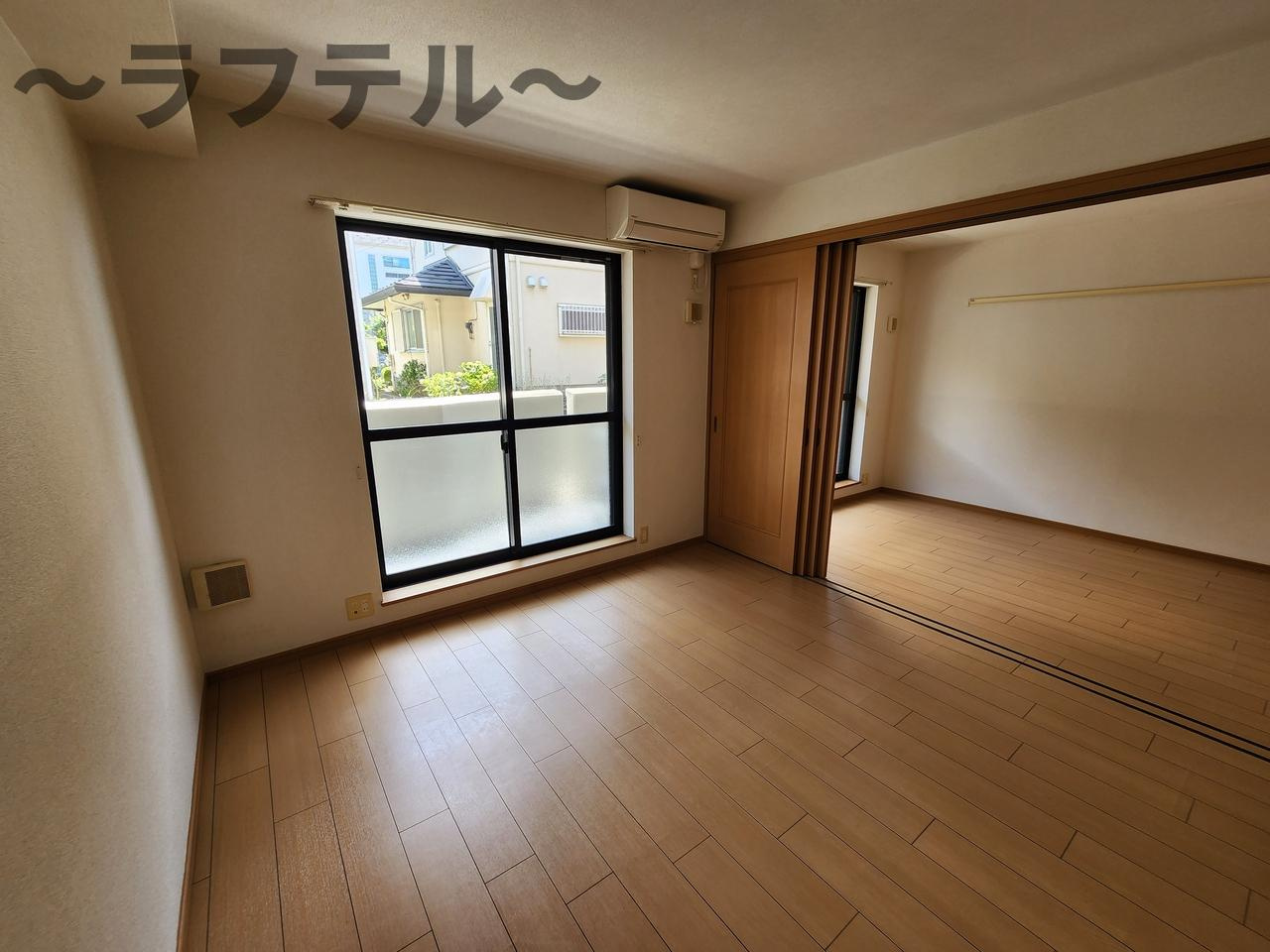 オネスティ　ユー　カレントの居間・リビング|別部屋イメージ写真　反転タイプ