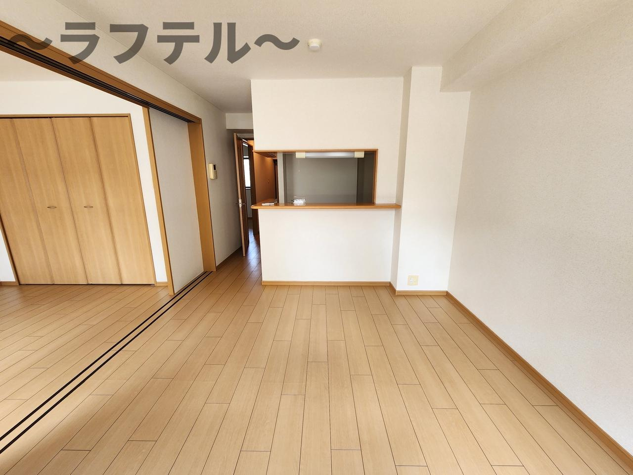 オネスティ　ユー　カレントの居間・リビング|別部屋イメージ写真　反転タイプ