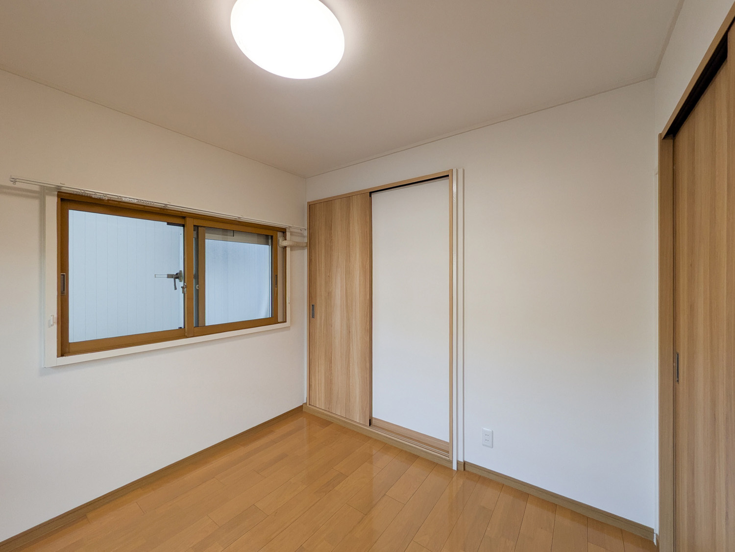 ニューライフ岡本の洋室|コンパクトで使いやすい洋室です