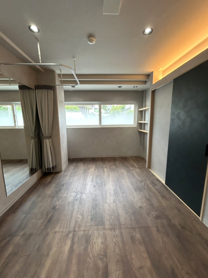 レジデンズ壱0・参（レジデンス國富）1階店舗のその他|Machine Room