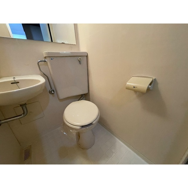 Reno所沢のトイレ|コンパクトで使いやすいトイレです