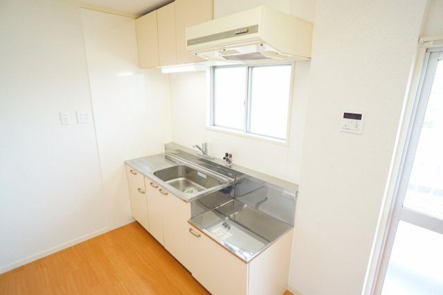 菅原三和マンションのキッチン