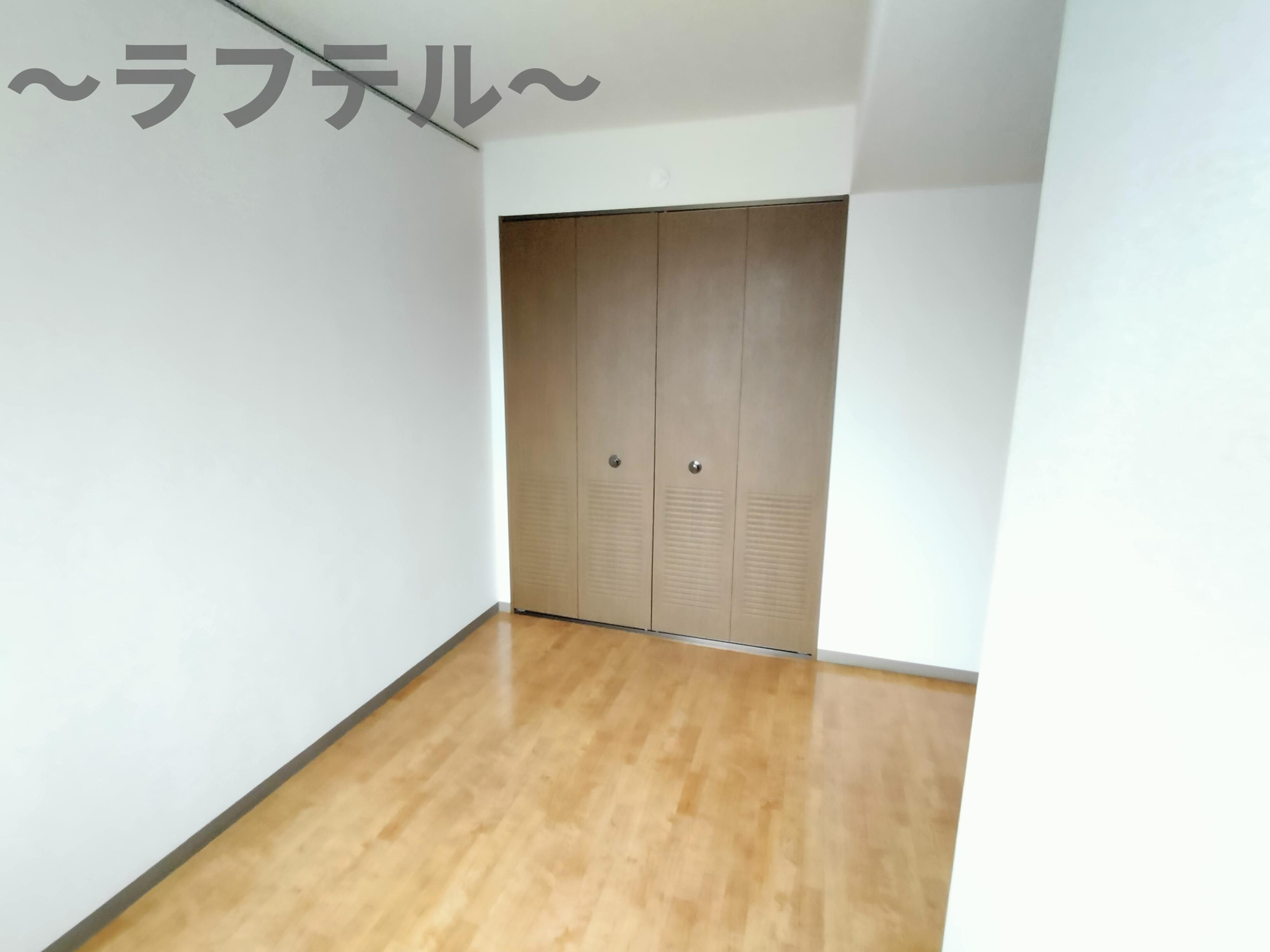 クレールメゾンの洋室