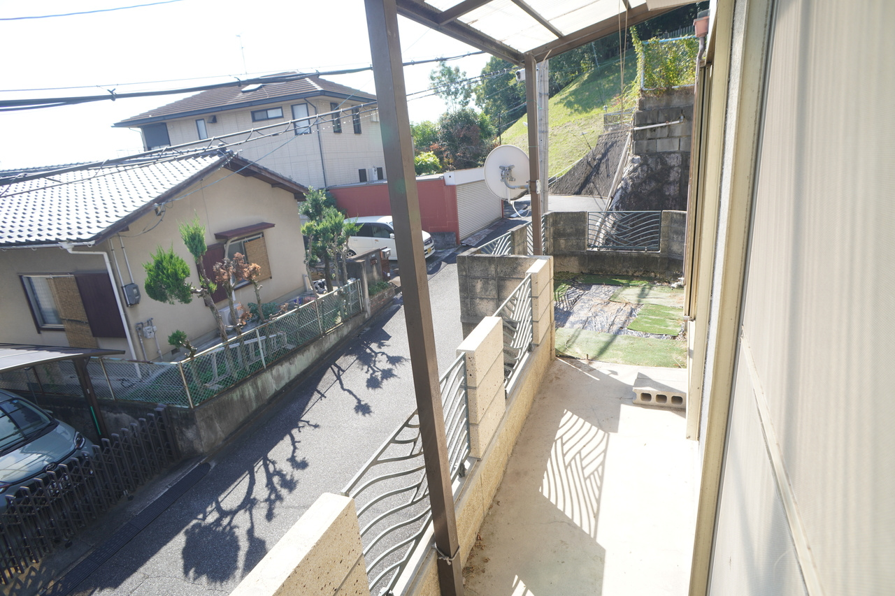北葛城郡王寺町本町3丁目戸建のバルコニー