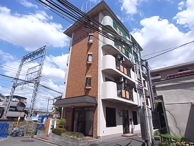アイリスハイツの外観