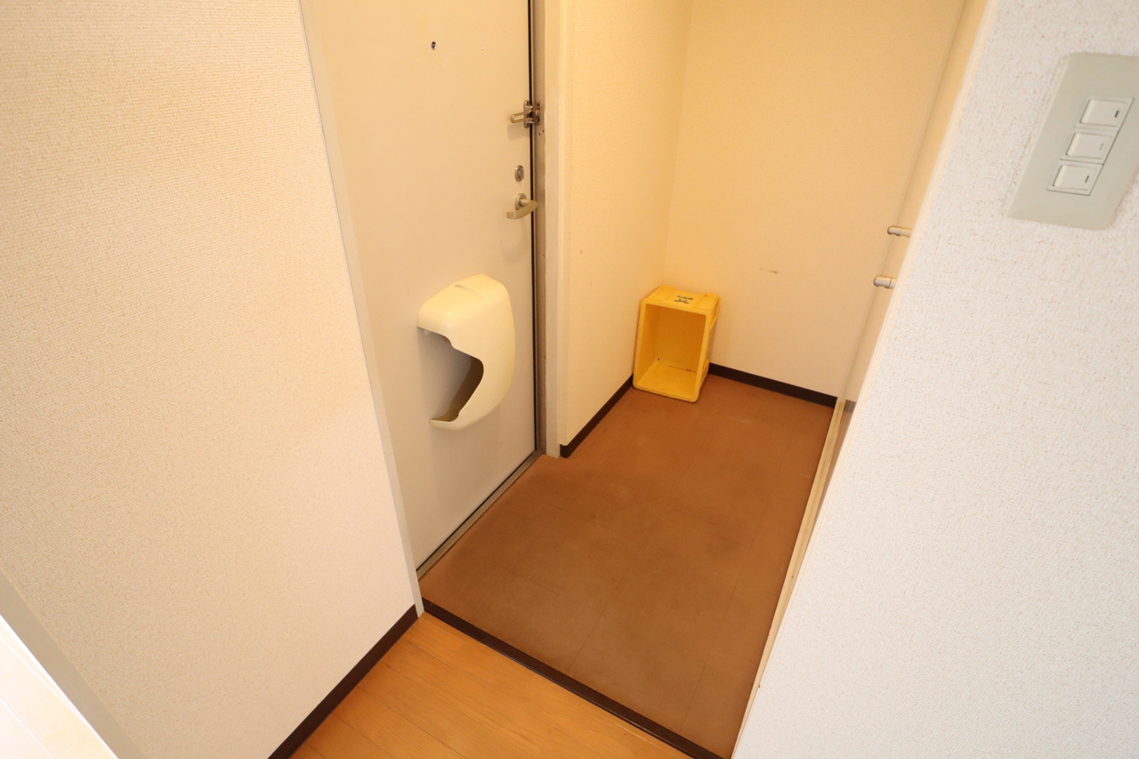 シグナスハイツの玄関