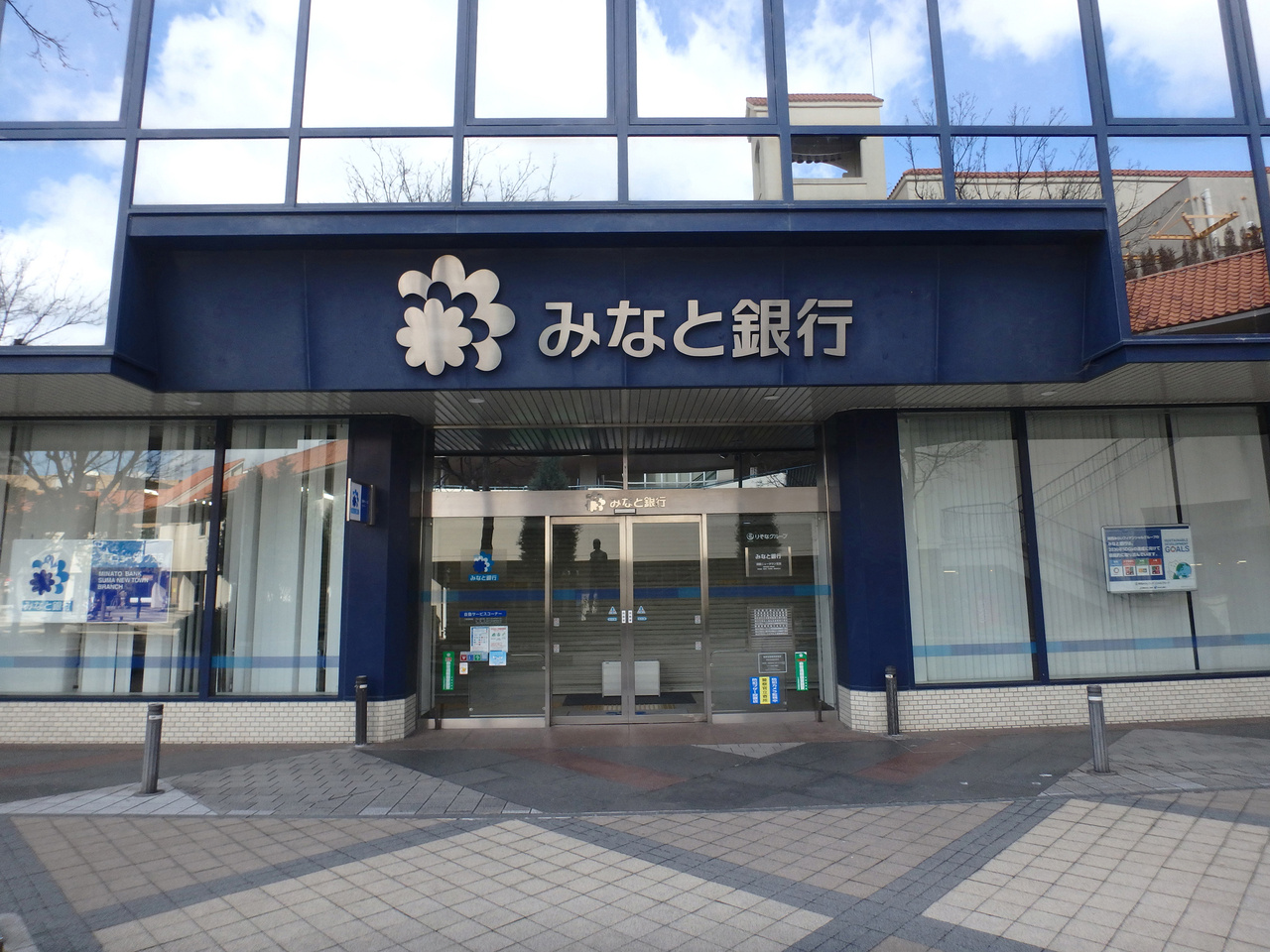 名谷13団地　48号棟の周辺