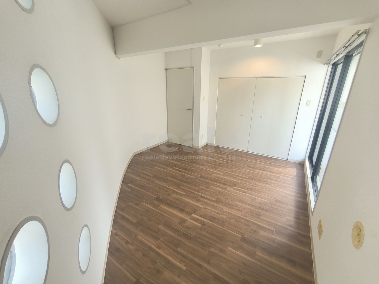 三鷹市新川６丁目の賃貸マンションの内装