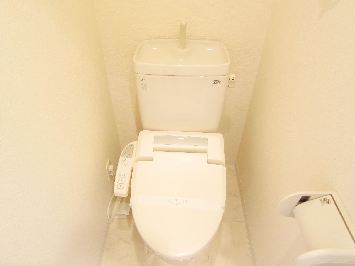 アクシーズタワー川口幸町Ⅱのトイレ|別室参考写真です