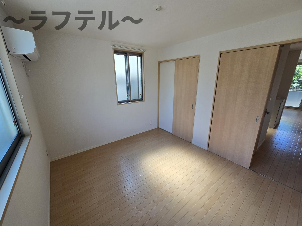 ハーヴェスト中央B棟の洋室