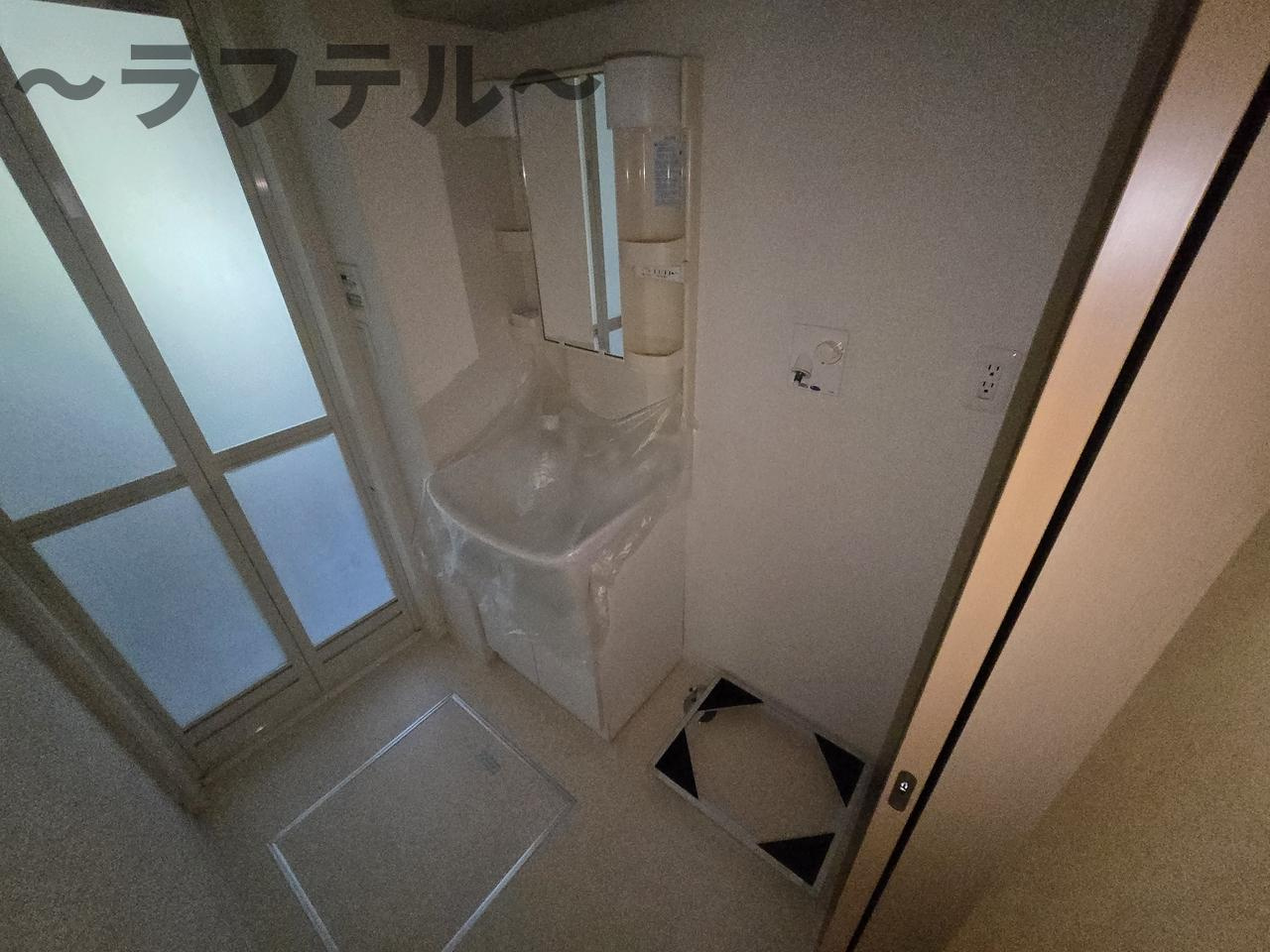ハーヴェスト中央B棟の洗面所