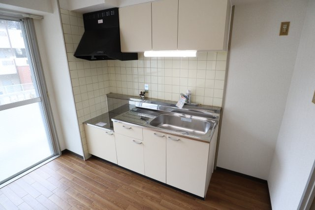 ハイライフ東生駒のキッチン