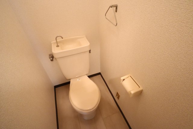 ハイライフ東生駒のトイレ