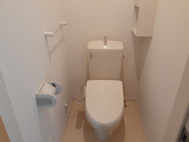 グレースコートのトイレ|ゆったりとした空間のトイレです