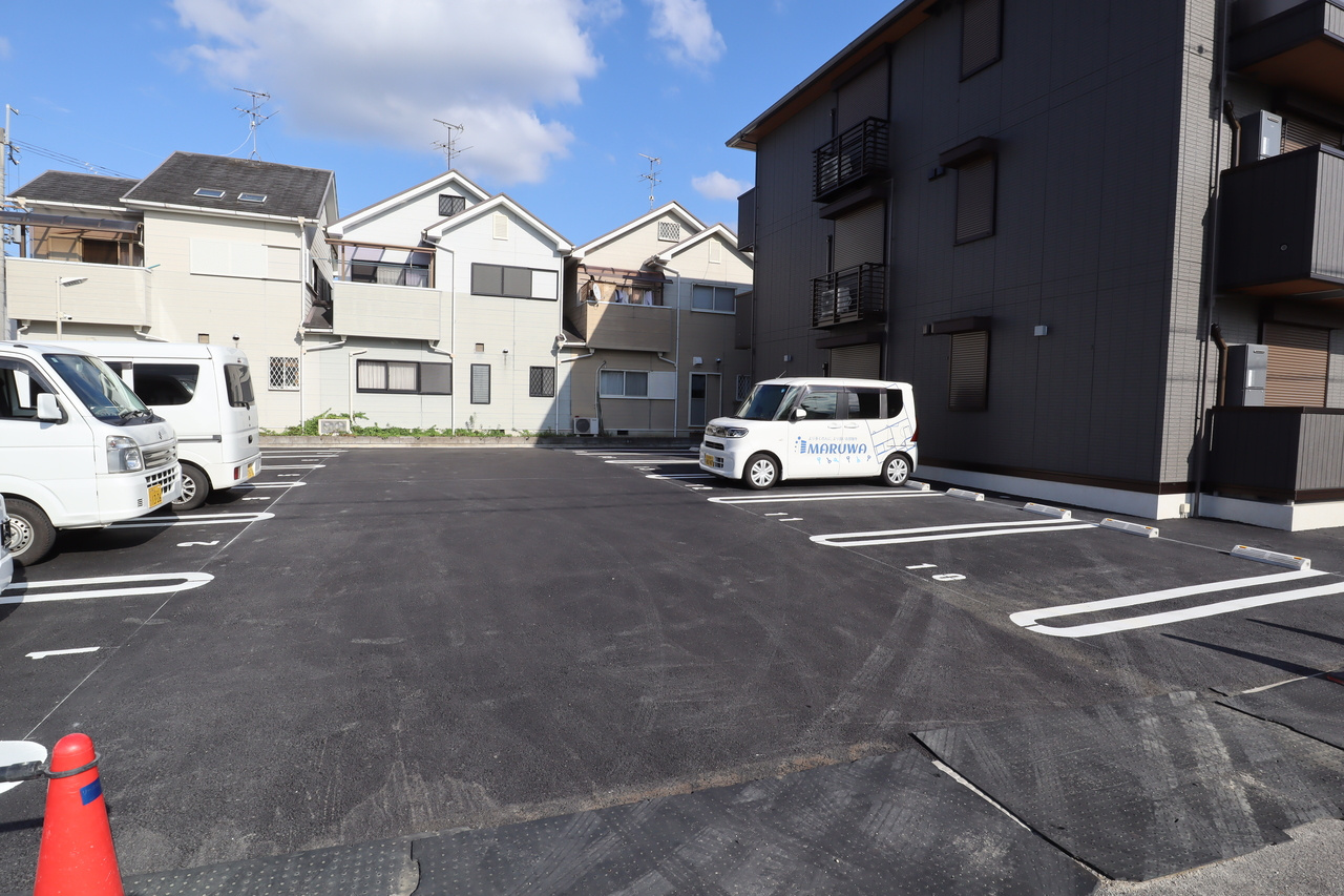 グラン　ソフィアの駐車場