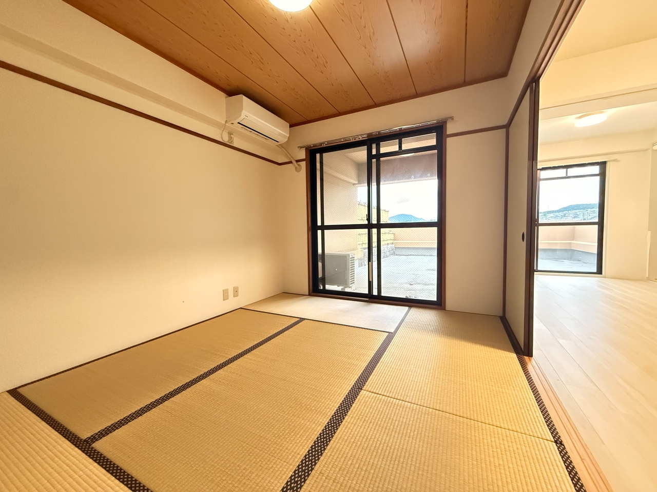 片岡山荘の和室