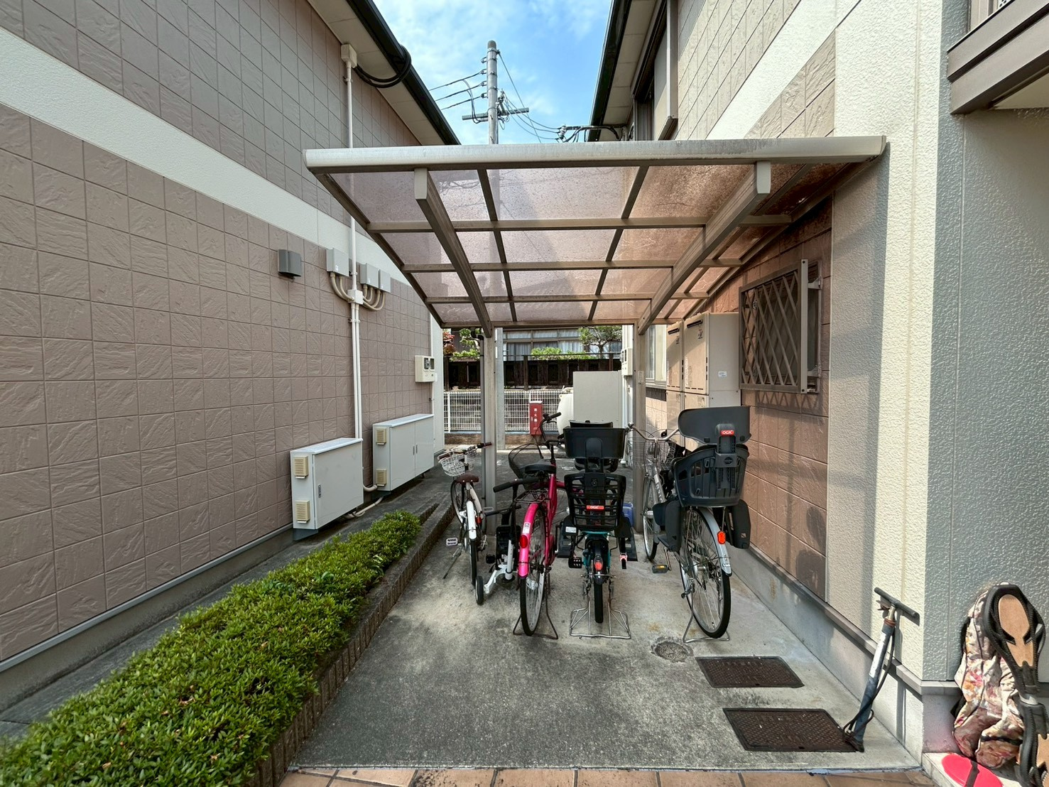 サテライト　ミーホＡ棟のエントランス