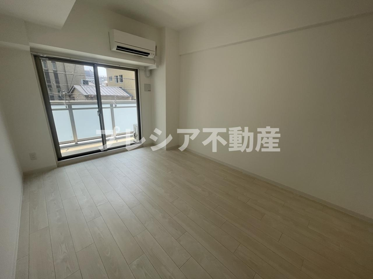 ソルテラス甲子園口クレアストの居間・リビング