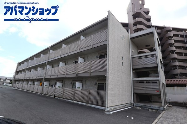 クレイノコミンチャーレドゥーエの外観