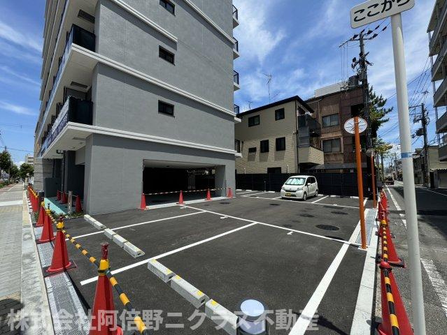 ザ・パークハビオ阿倍野昭和町の駐車場