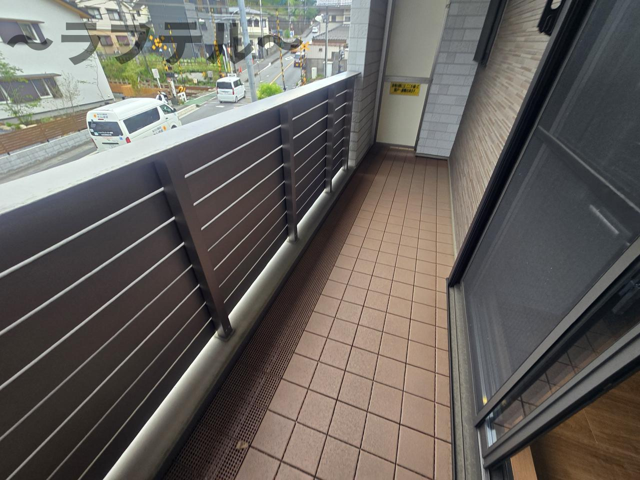 エミベース　入間　鍵山のバルコニー|別部屋イメージ写真