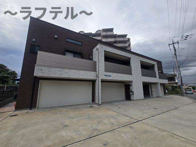 エミベース　入間　鍵山の外観