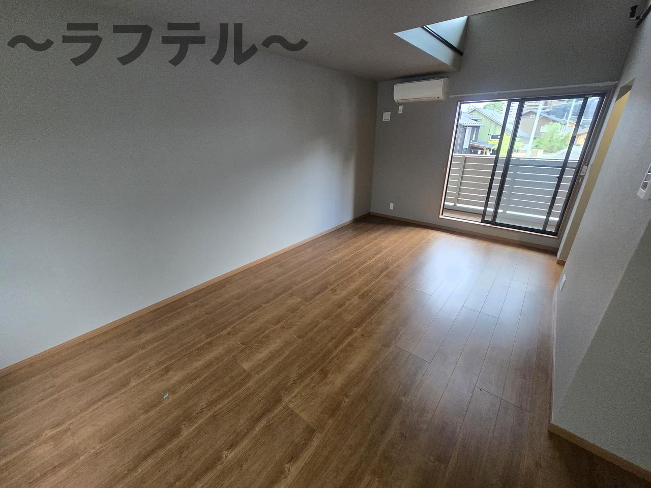 エミベース　入間　鍵山の居間・リビング|別部屋イメージ写真