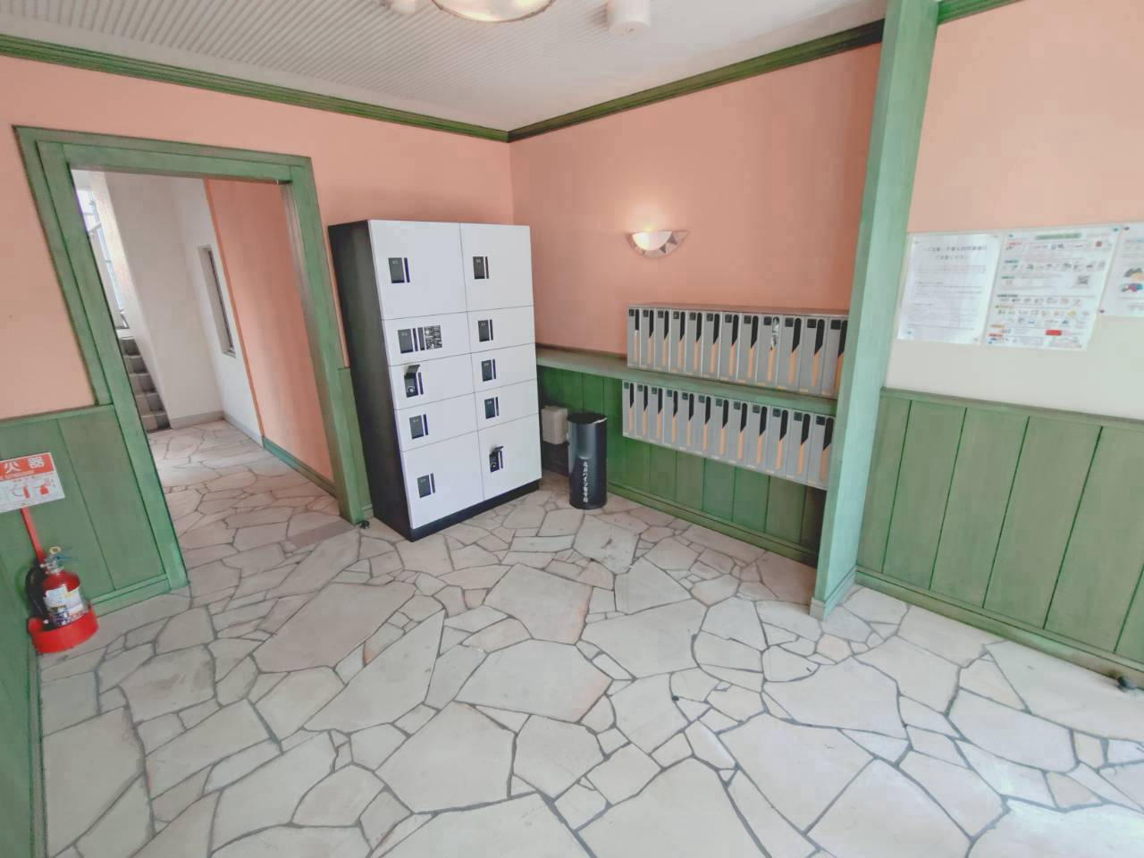 亀井弐号館のエントランス