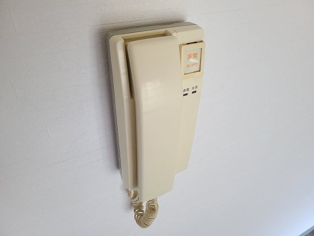 メゾングレーのセキュリティ|★インターホンを完備★