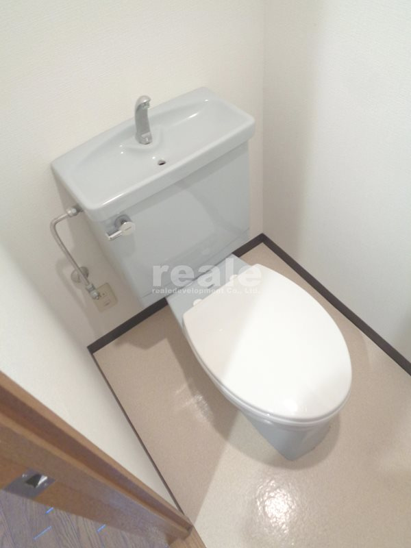 杉並区西荻北３丁目の賃貸マンションのトイレ