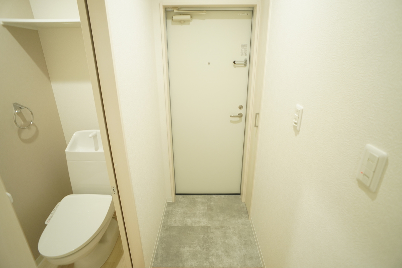 GRM富雄元町の玄関