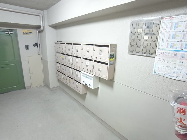 河本マンションのエントランス