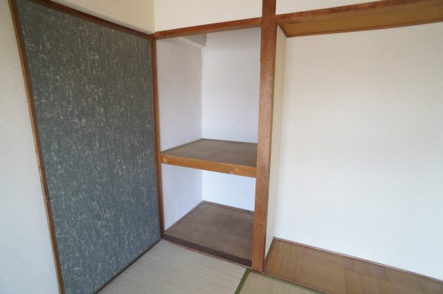 信貴川ハイツの内装