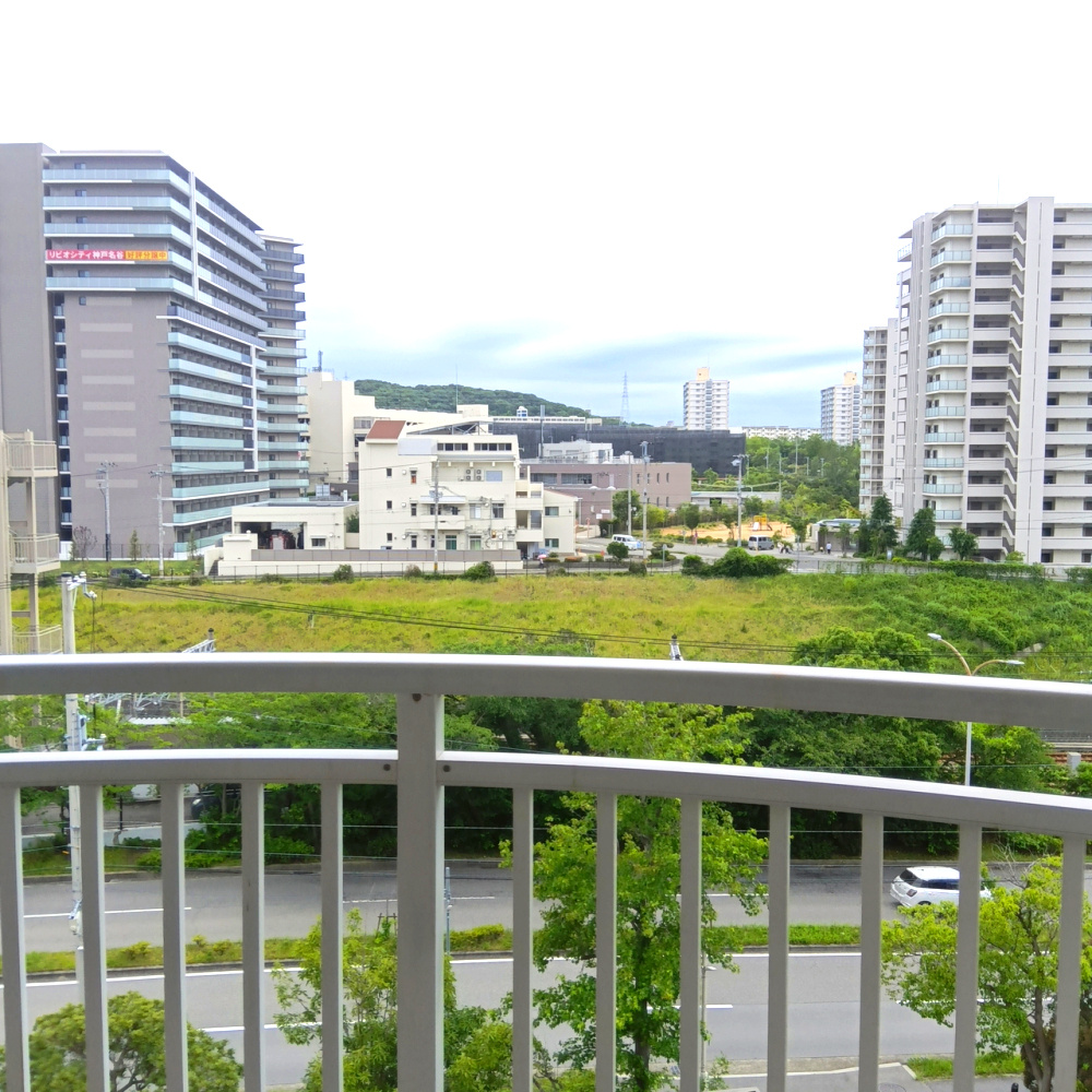 名谷13団地45号棟の展望