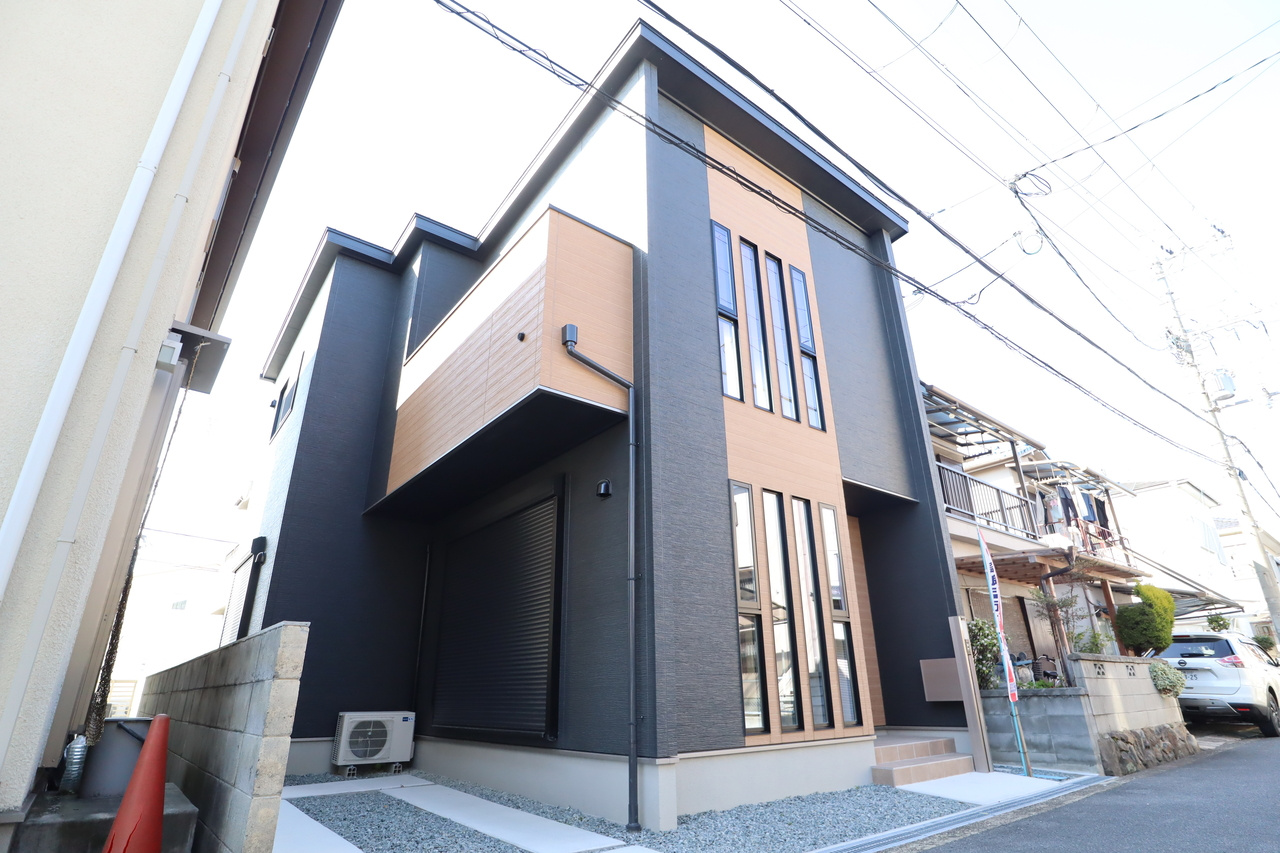 橿原市中曽司町戸建の外観