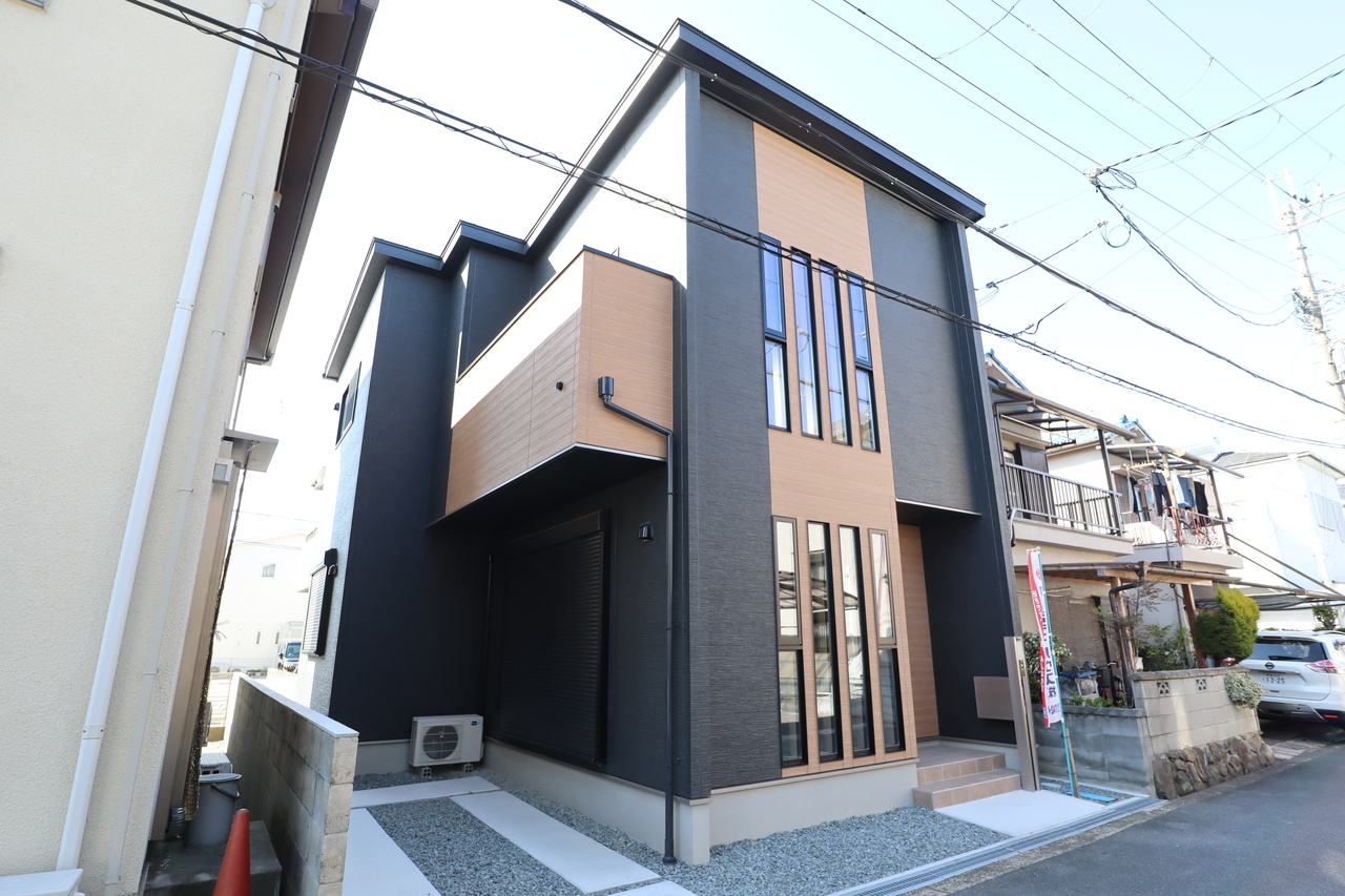 橿原市中曽司町戸建の外観