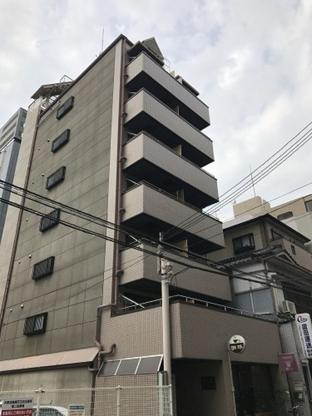 プリムローズのエントランス
