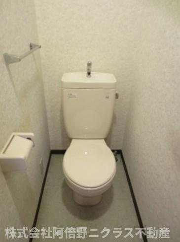 ブルーコートのトイレ|内装は別部屋の参考写真です。